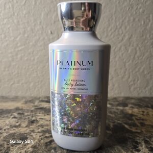 Bath & Body Works Platinum Body Lotion - Silver and White